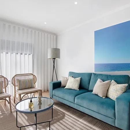 Apartamento Beira Mar - 2º Direito דירה טאווירה